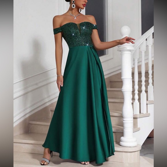 Luxe off shoulder slit thigh party dress - Picture 4 of 8